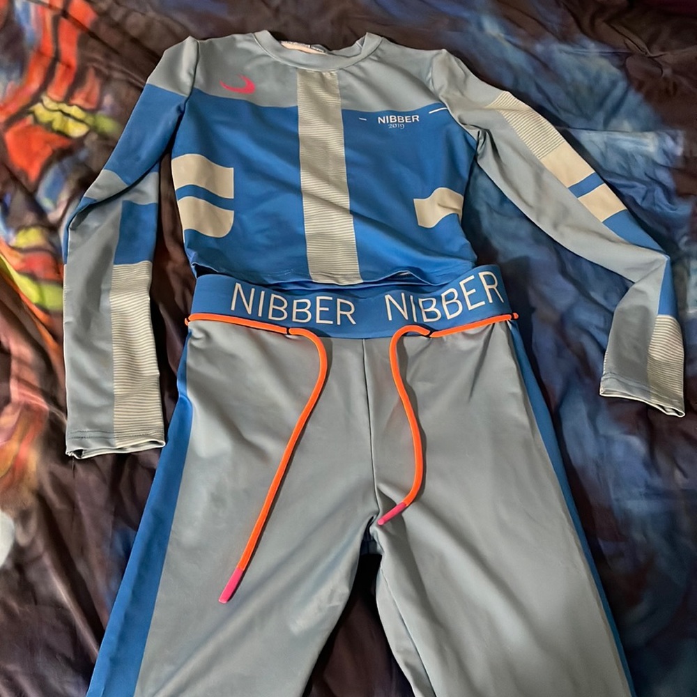 BLUE NIBBER TRACK SET!